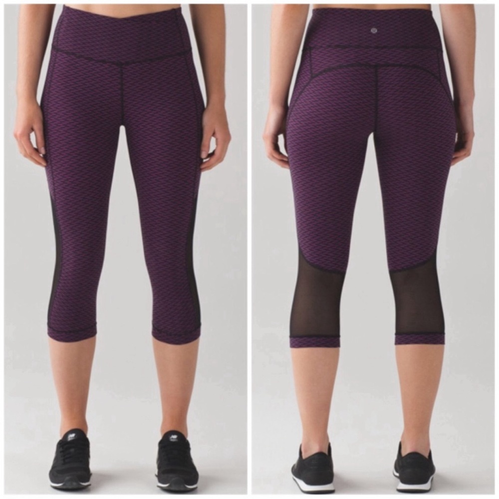 Lululemon Gear Up Crop (17") Score Jacquard Black Polar Pink / Black
